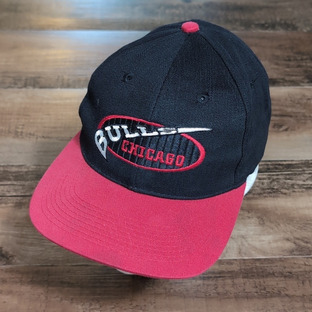 Vintage Chicago Bulls Drew Pearson Alternative  Logo SnapBack Hat NBA